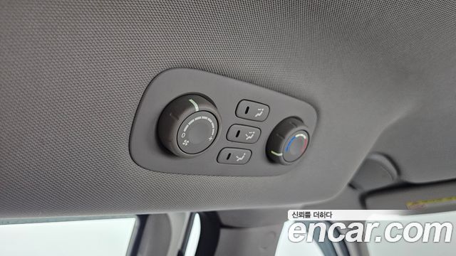 Kia Canival 2013 — photo 28