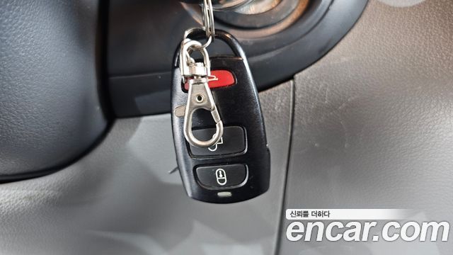 Kia Canival 2013 — photo 29
