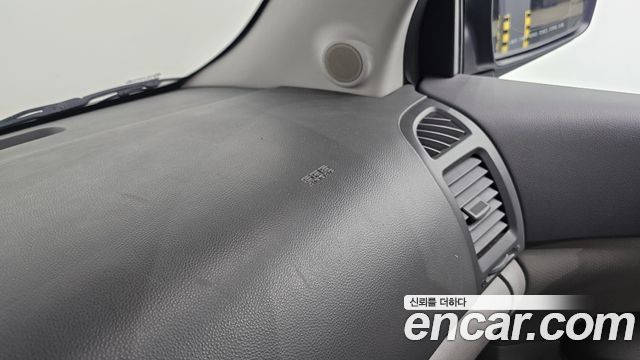 Kia Canival 2013 — photo 30