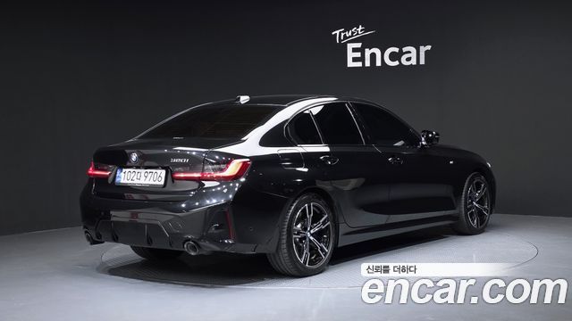BMW 3-Series 2024 — photo 2