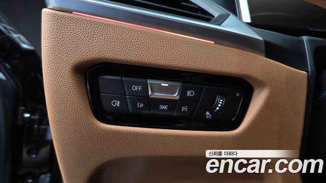 BMW 3-Series 2024 — photo 22