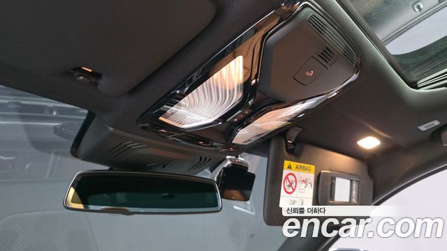 BMW 3-Series 2024 — photo 26