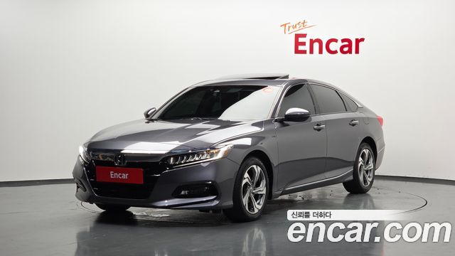 Honda Accord 2019 — photo 1