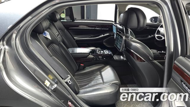 Genesis EQ900 2018 — photo 17