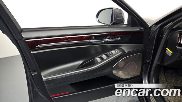 Genesis EQ900 2018 — photo 14
