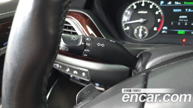 Genesis EQ900 2018 — photo 29