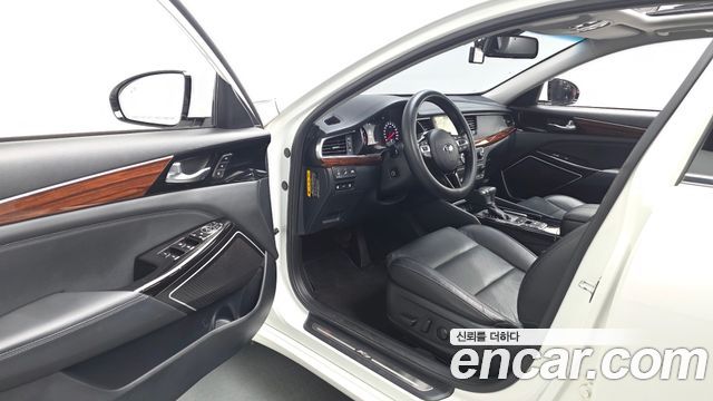 Kia K7 2017 — photo 13
