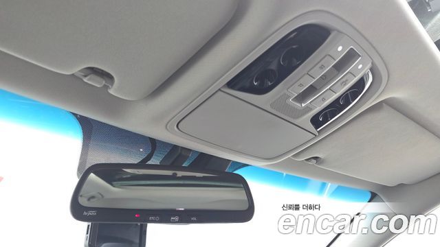 Kia K7 2017 — photo 31