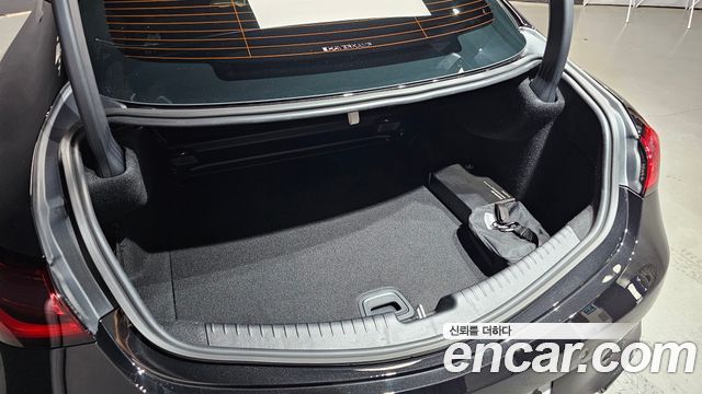 Mercedes-Benz CLE-Class 2025 — photo 31
