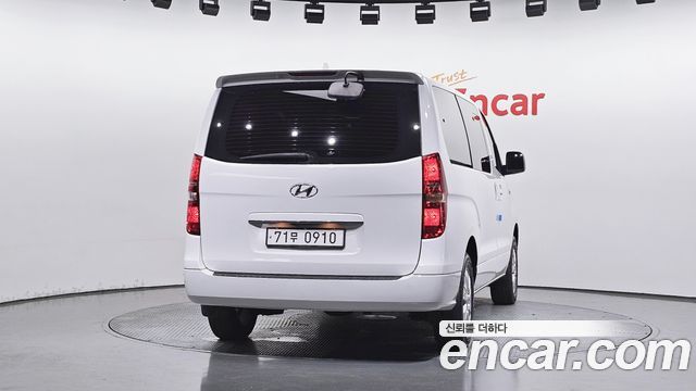 Hyundai Starex 2020 — photo 4