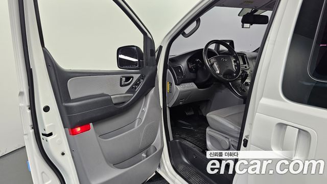 Hyundai Starex 2020 — photo 13