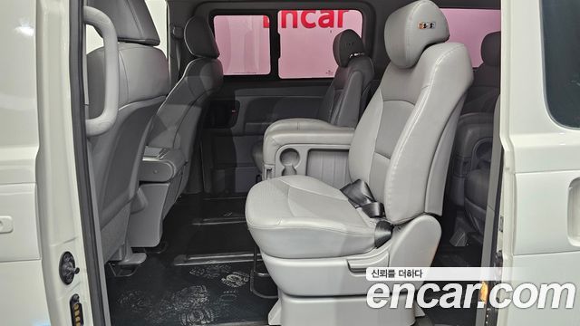 Hyundai Starex 2020 — photo 18