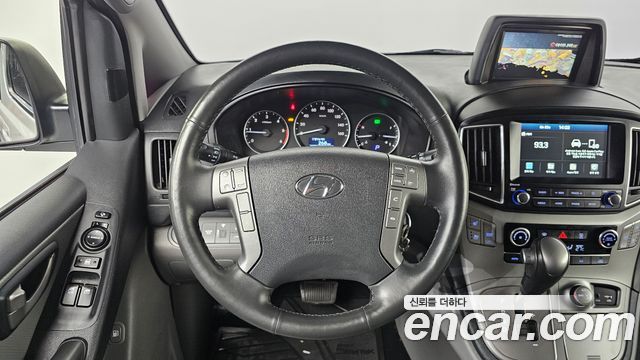 Hyundai Starex 2020 — photo 20