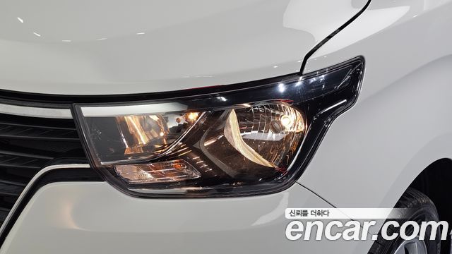 Hyundai Starex 2020 — photo 8