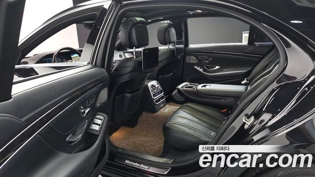 Mercedes-Benz S-Class 2018 — photo 12