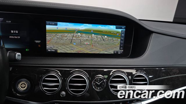 Mercedes-Benz S-Class 2018 — photo 14