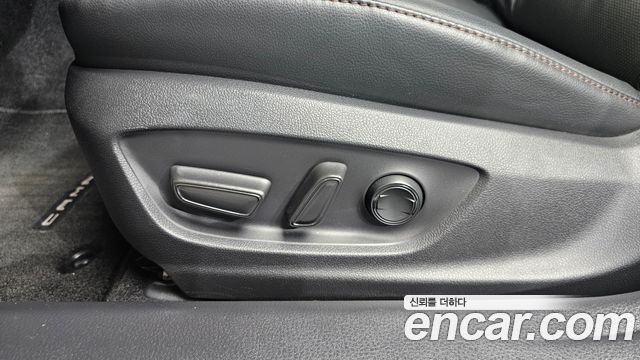 Toyota Camry 2018 — photo 30