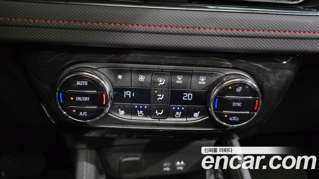 Chevrolet Korea Trailblazer 2024 — photo 32