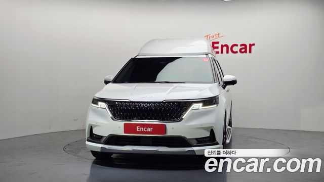 Kia Canival 2023 — photo 3