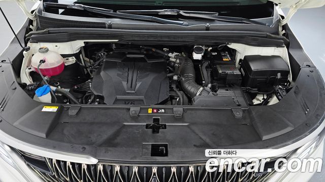 Kia Canival 2023 — photo 6