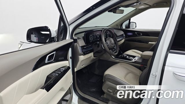 Kia Canival 2023 — photo 13