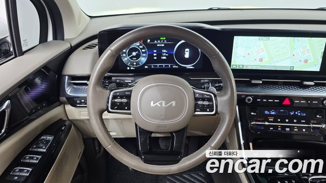 Kia Canival 2023 — photo 19
