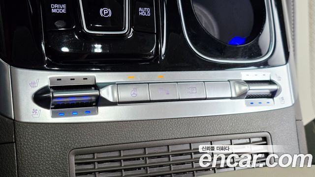 Kia Canival 2023 — photo 27