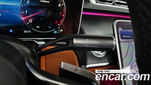 Mercedes-Benz S-Class 2022 — photo 12