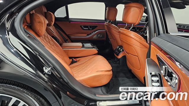 Mercedes-Benz S-Class 2022 — photo 17