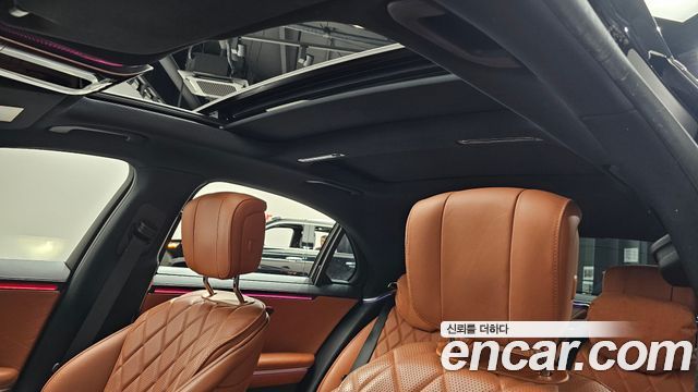 Mercedes-Benz S-Class 2022 — photo 21