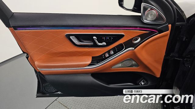 Mercedes-Benz S-Class 2022 — photo 14