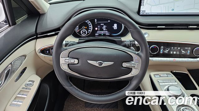 Genesis GV70 2024 — photo 13