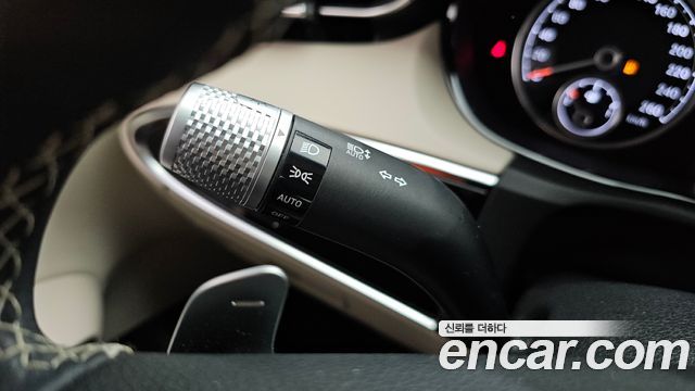 Genesis GV70 2024 — photo 20