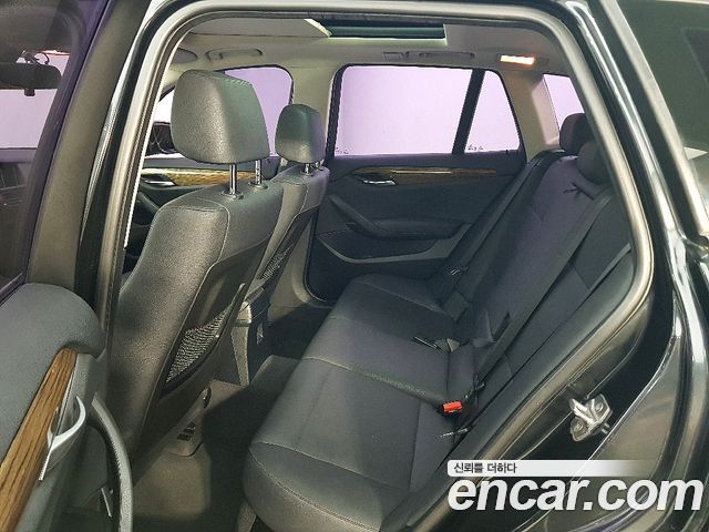 BMW X1 2015 — photo 11