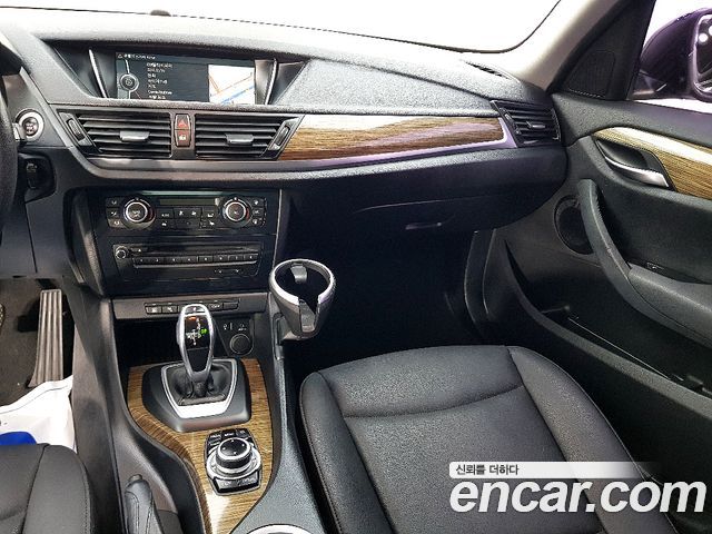 BMW X1 2015 — photo 12