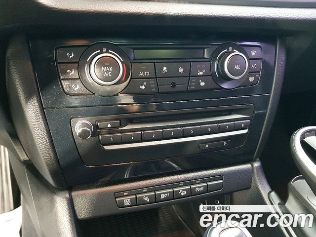 BMW X1 2015 — photo 14
