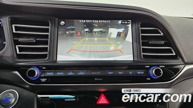 Hyundai AVANTE 2020 — photo 14