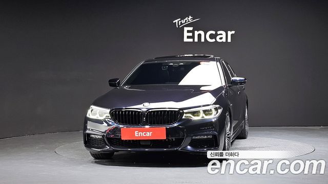BMW 5-Series 2020 — photo 3