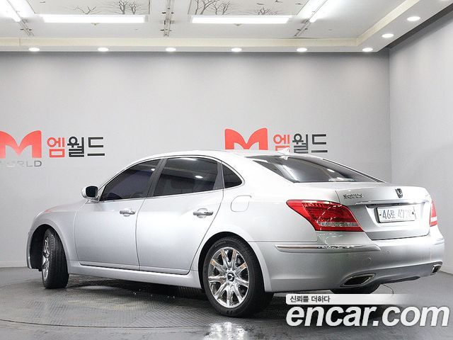 Hyundai Equus 2010 — photo 5
