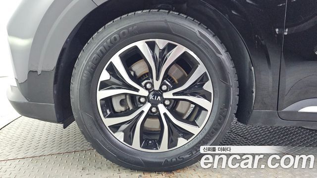 Kia Canival 2021 — photo 5