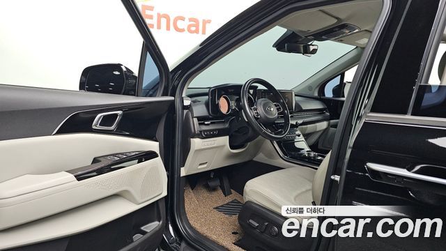 Kia Canival 2021 — photo 10