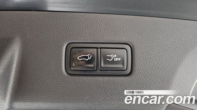 Kia Canival 2021 — photo 20