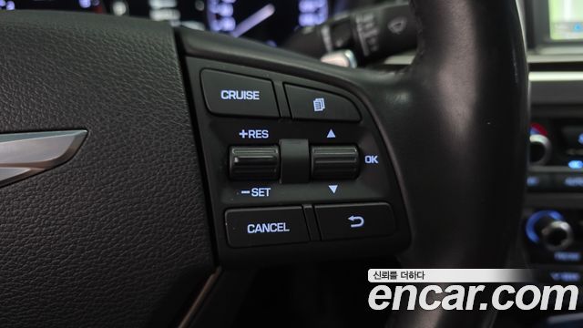 Hyundai Genesis 2015 — photo 18
