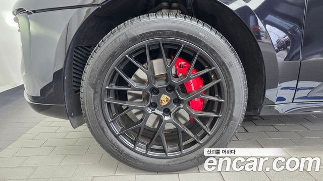 Porsche Macan 2020 — photo 5