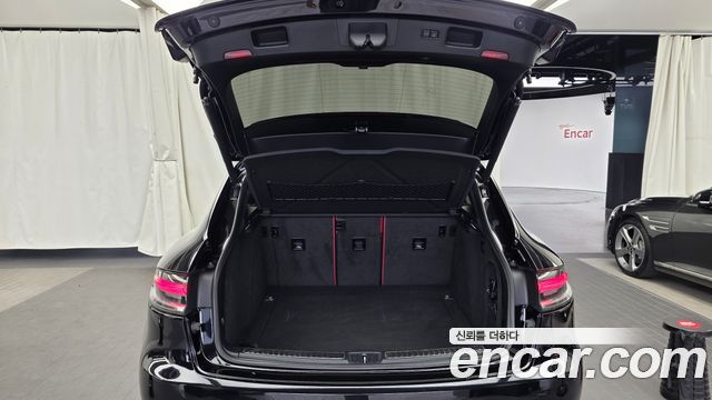 Porsche Macan 2020 — photo 20