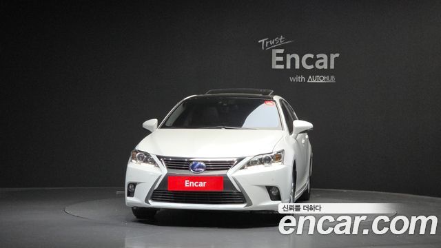 Lexus CT200h 2016 — photo 3