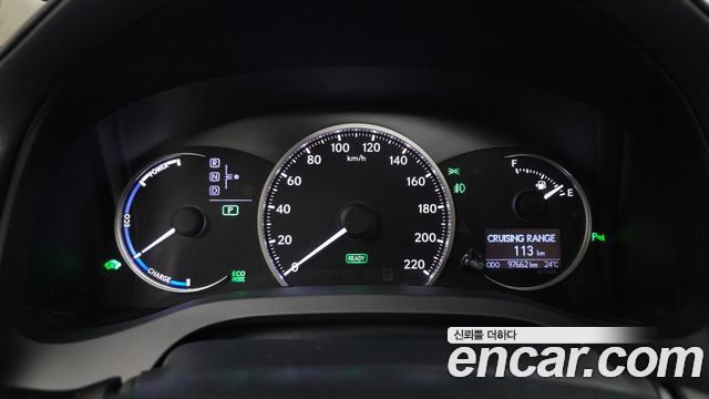 Lexus CT200h 2016 — photo 8