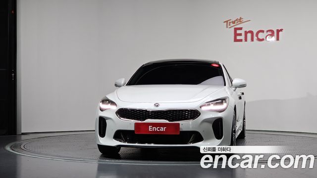 Kia Stinger 2018 — photo 3