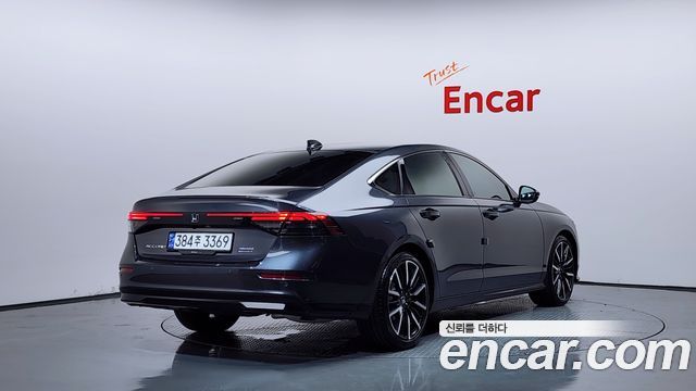 Honda Accord 2023 — photo 2