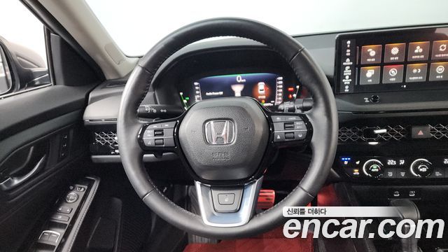 Honda Accord 2023 — photo 12